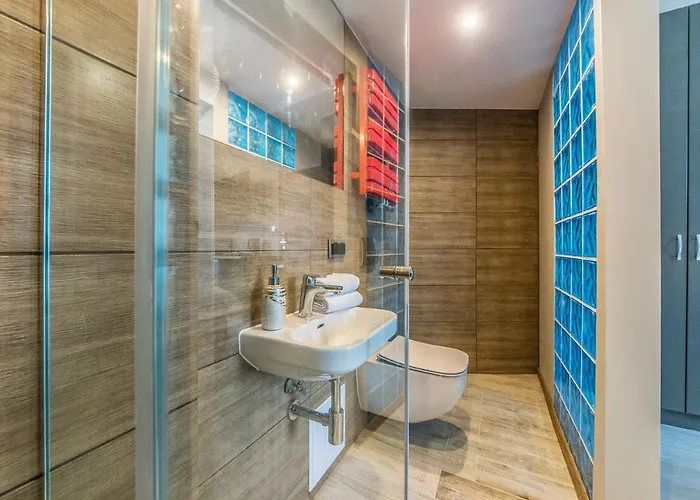 Globetrotter By Victus Sopot