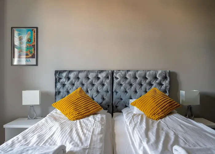 Globetrotter By Victus Sopot